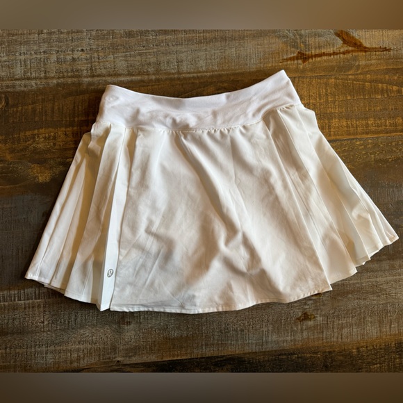 Lululemon Side-Pleat High-Rise Tennis Skirt - 2 - Picture 1 of 10